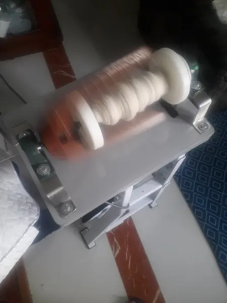 MAQUINA HILADORA
